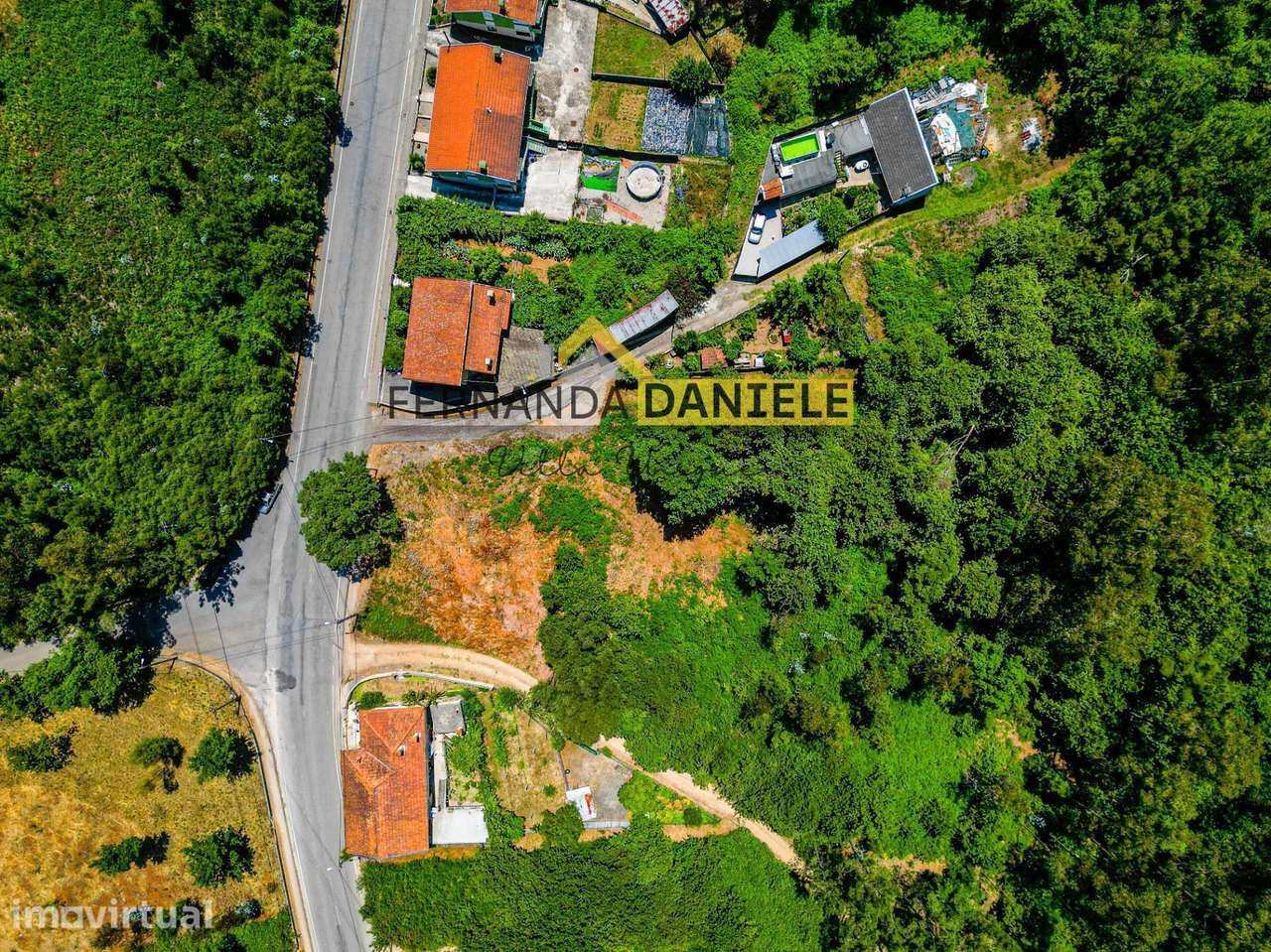 Terreno de 3450m2 em Milheirós de Poiares - permite 970m2 de... - Grande imagem: 4/16