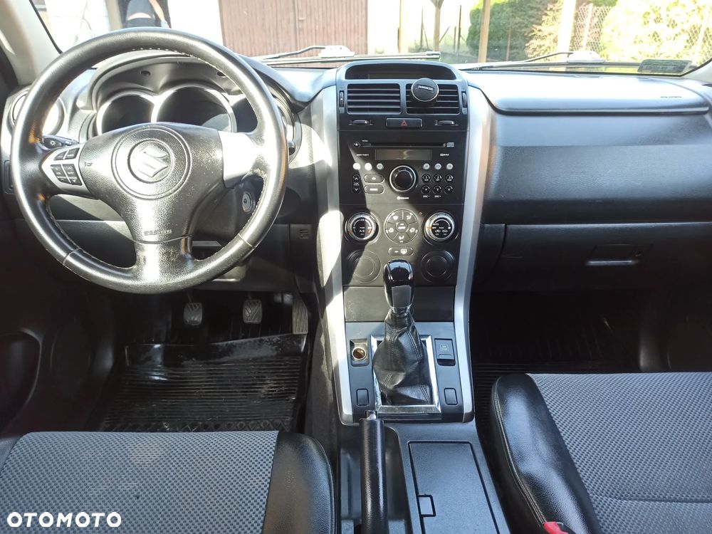 Suzuki Grand Vitara 2006 photo 4