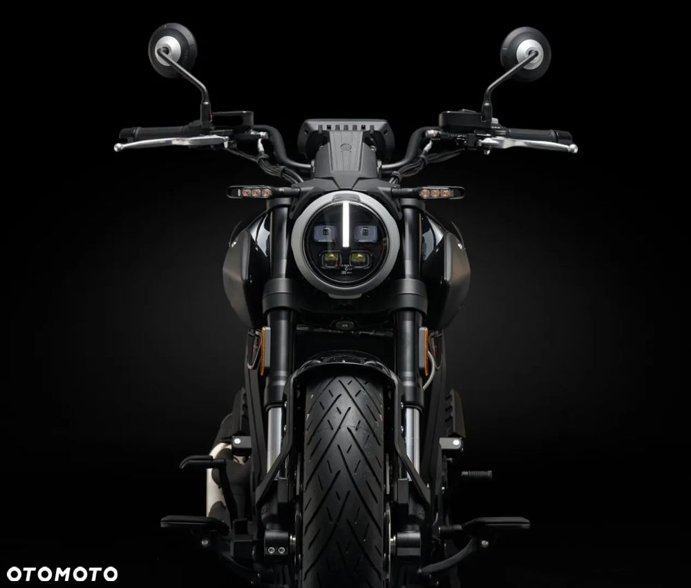 Morbidelli C1002V - 7