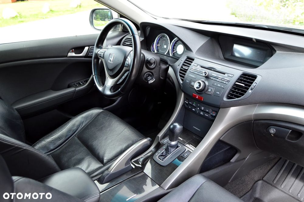 Honda Accord 2.4 Executive - 30