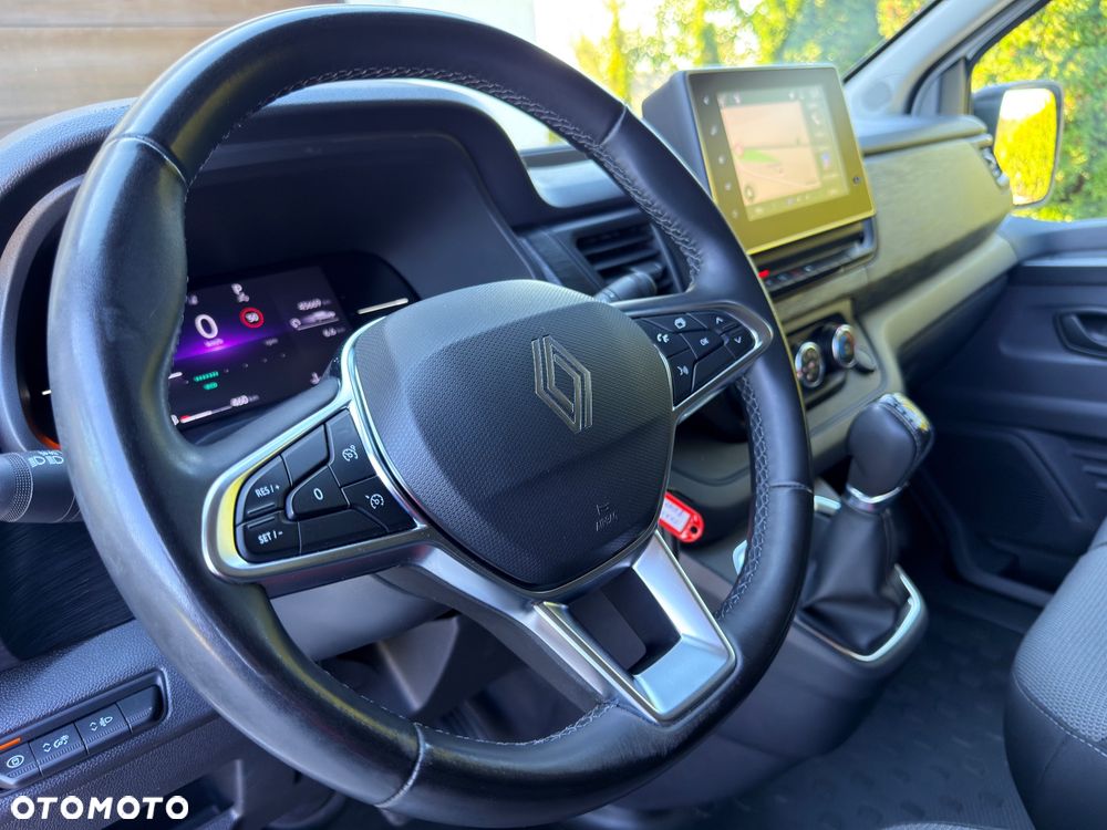 Renault Trafic - 10