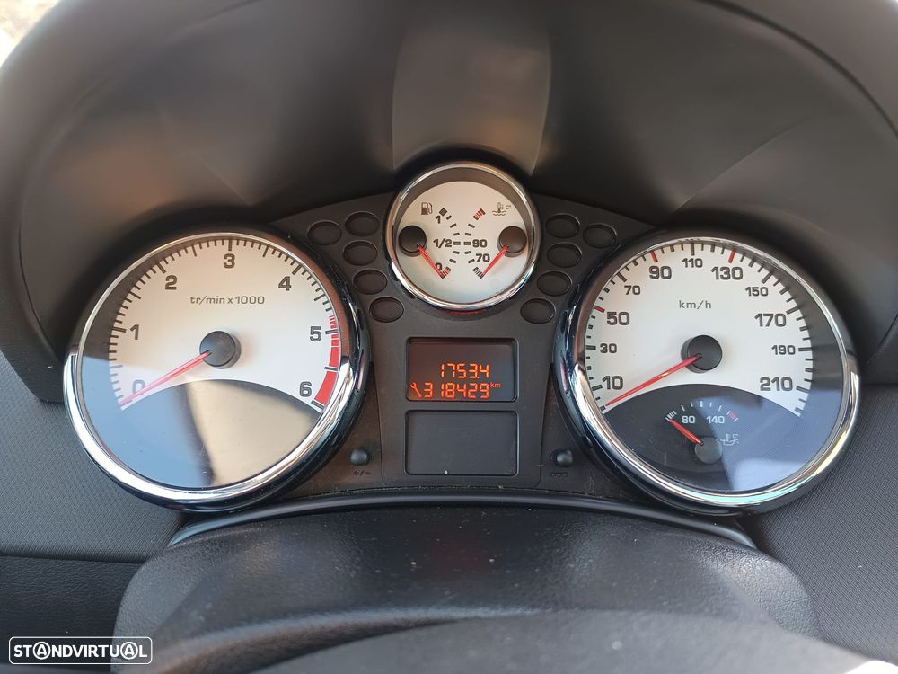 Peugeot 207 SW 1.6 HDi Sport - 8