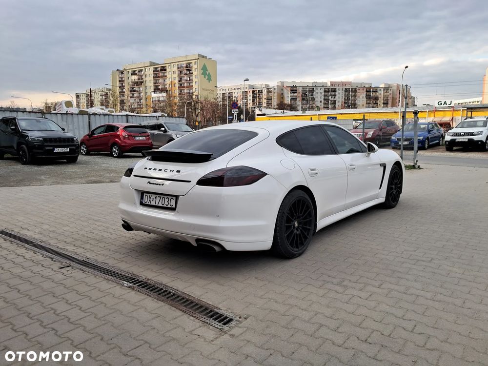 Porsche Panamera 4 PDK - 5