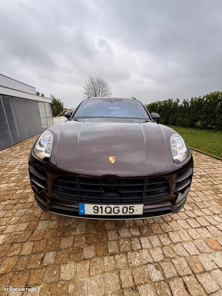 Porsche Macan Turbo - 16