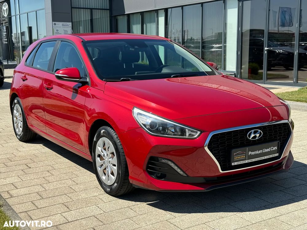 Hyundai i30 1.4 100CP 5DR M/T Classic+ - 1