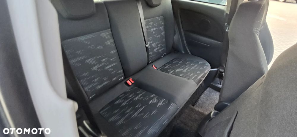 Opel Corsa 1.2 16V Enjoy - 30