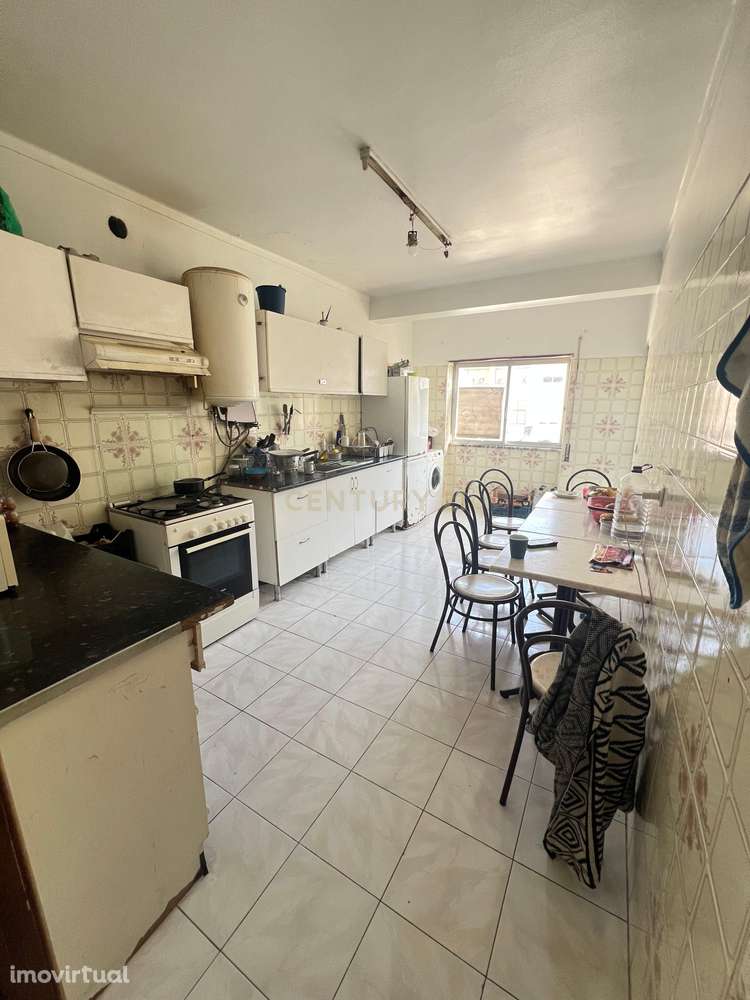 T2 com 87m² | Boas Áreas | 2 Frentes | Zona Calma | Excelente Oportuni - Grande imagem: 2/11