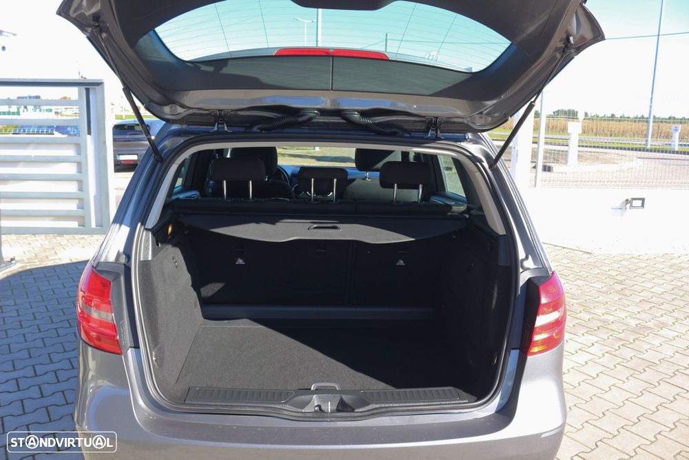 Mercedes-Benz B 180 CDi BlueEfficiency - 29