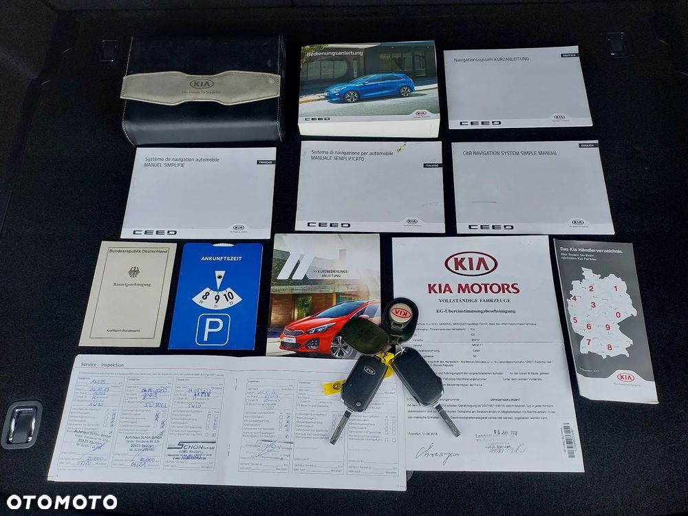 Kia Ceed 1.4 T-GDI OPF Platinum Edition - 38