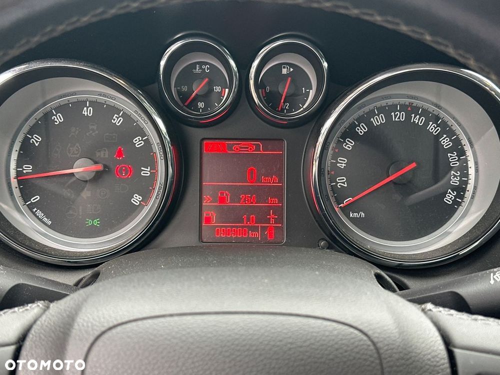 Opel Astra - 16