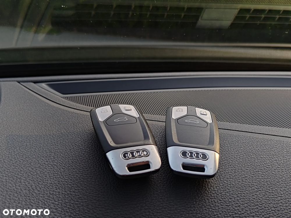 Audi A4 Avant 2.0 TDI Sport - 39