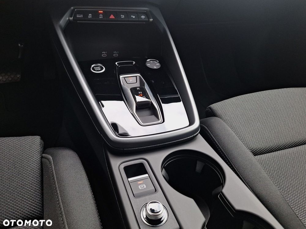 Audi A3 Sportback 35 TFSI mHEV S tronic - 17