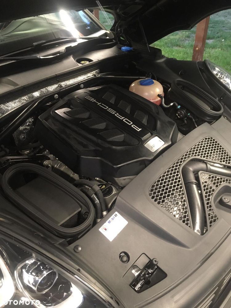 Porsche Macan - 18