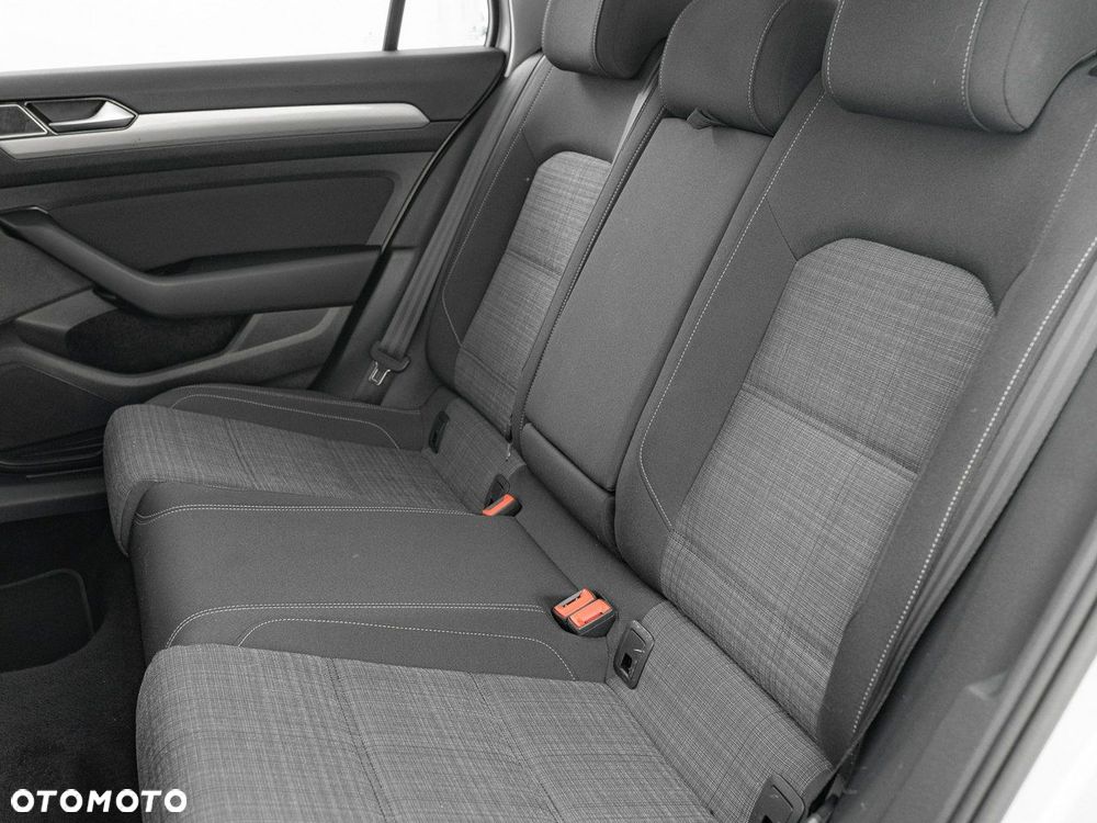 Volkswagen Passat 2.0 TDI EVO Business DSG - 26