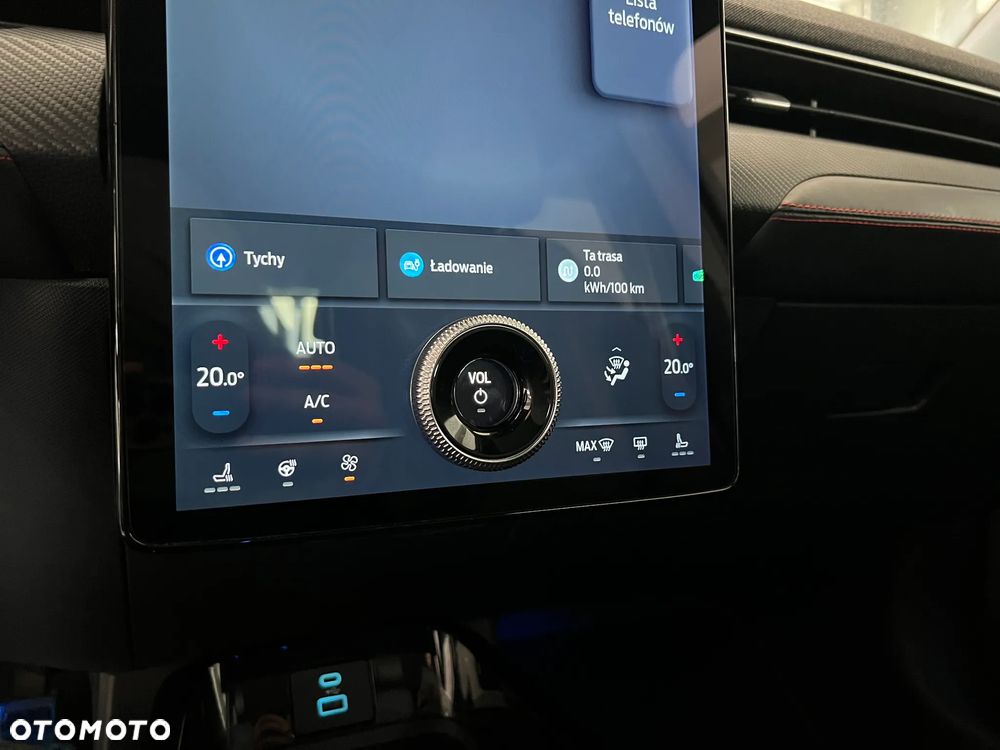 Ford Mustang Mach-E - 32