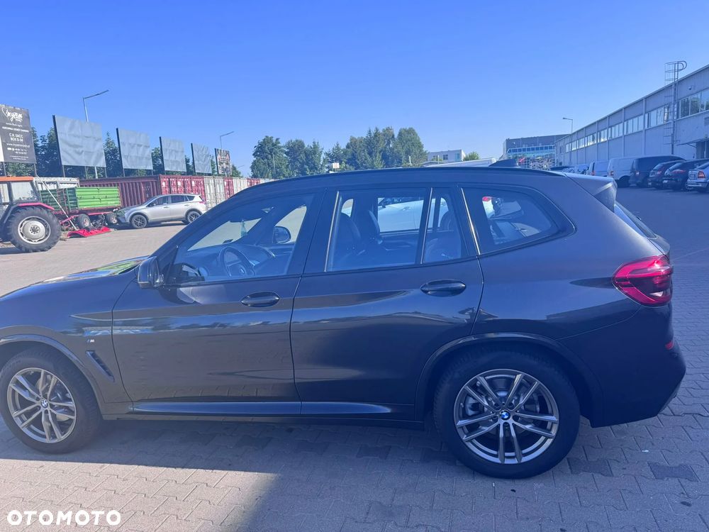 BMW X3 xDrive20i mHEV - 3