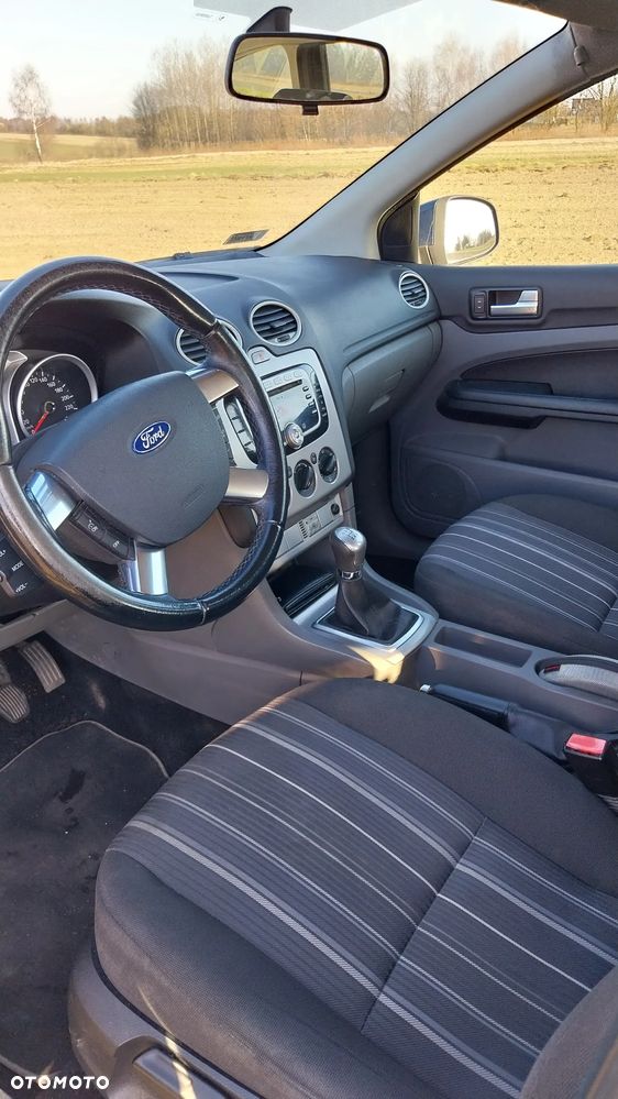 Ford Focus - 12