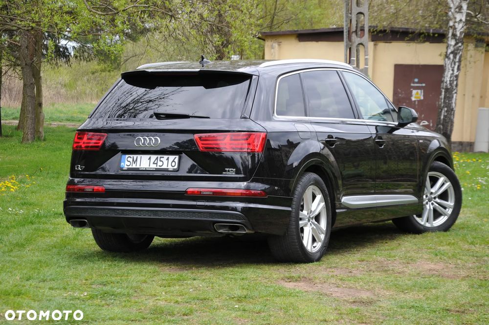Audi Q7 - 12