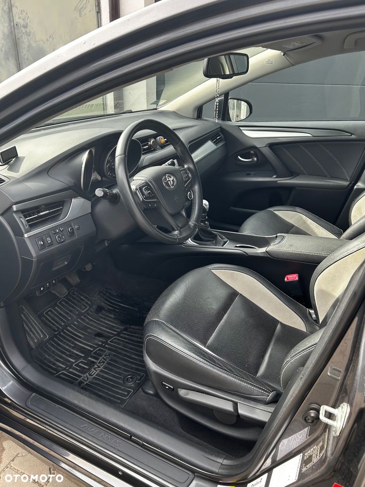 Toyota Avensis 2.0 D-4D Prestige - 10