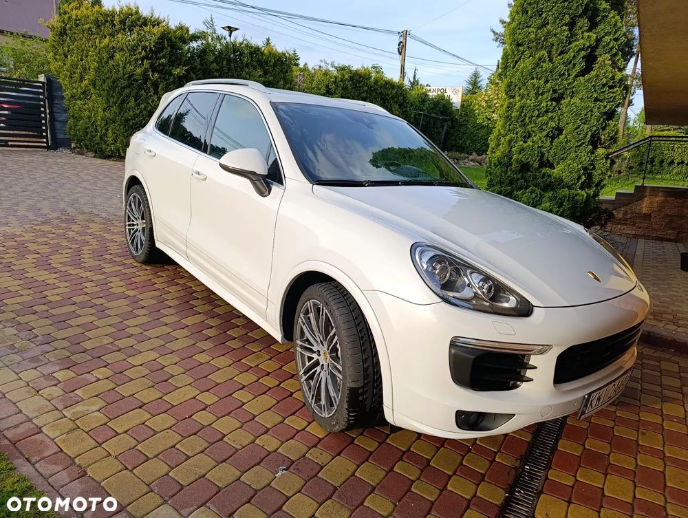 Porsche Cayenne S Diesel Platinum Edition - 7