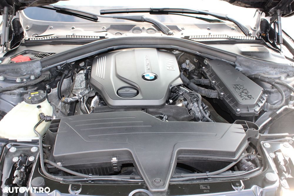 BMW Seria 3 318d Aut. Advantage - 12