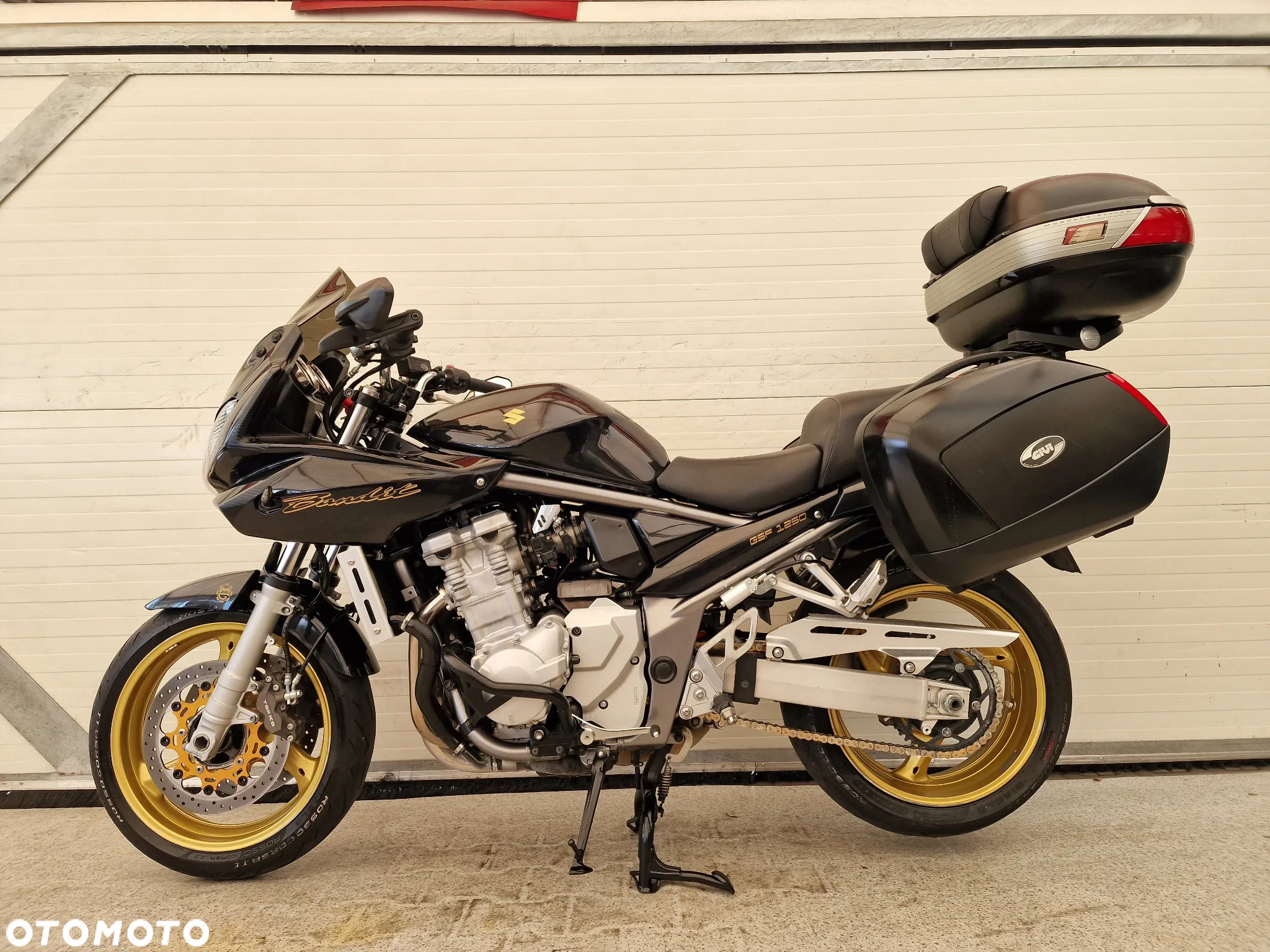 Suzuki Bandit - 2
