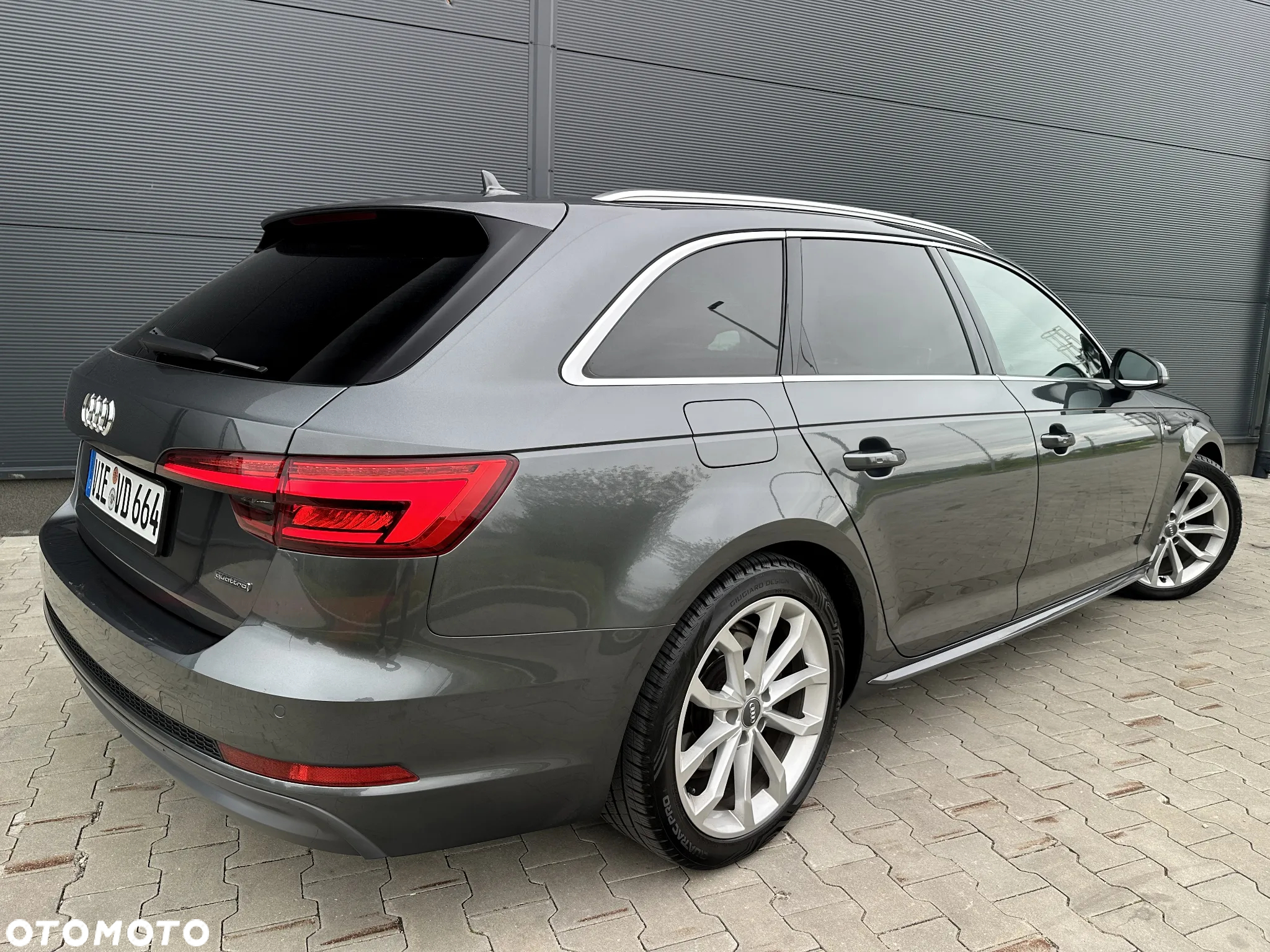 Audi A4 40 TDI Quattro Sport S tronic - 4