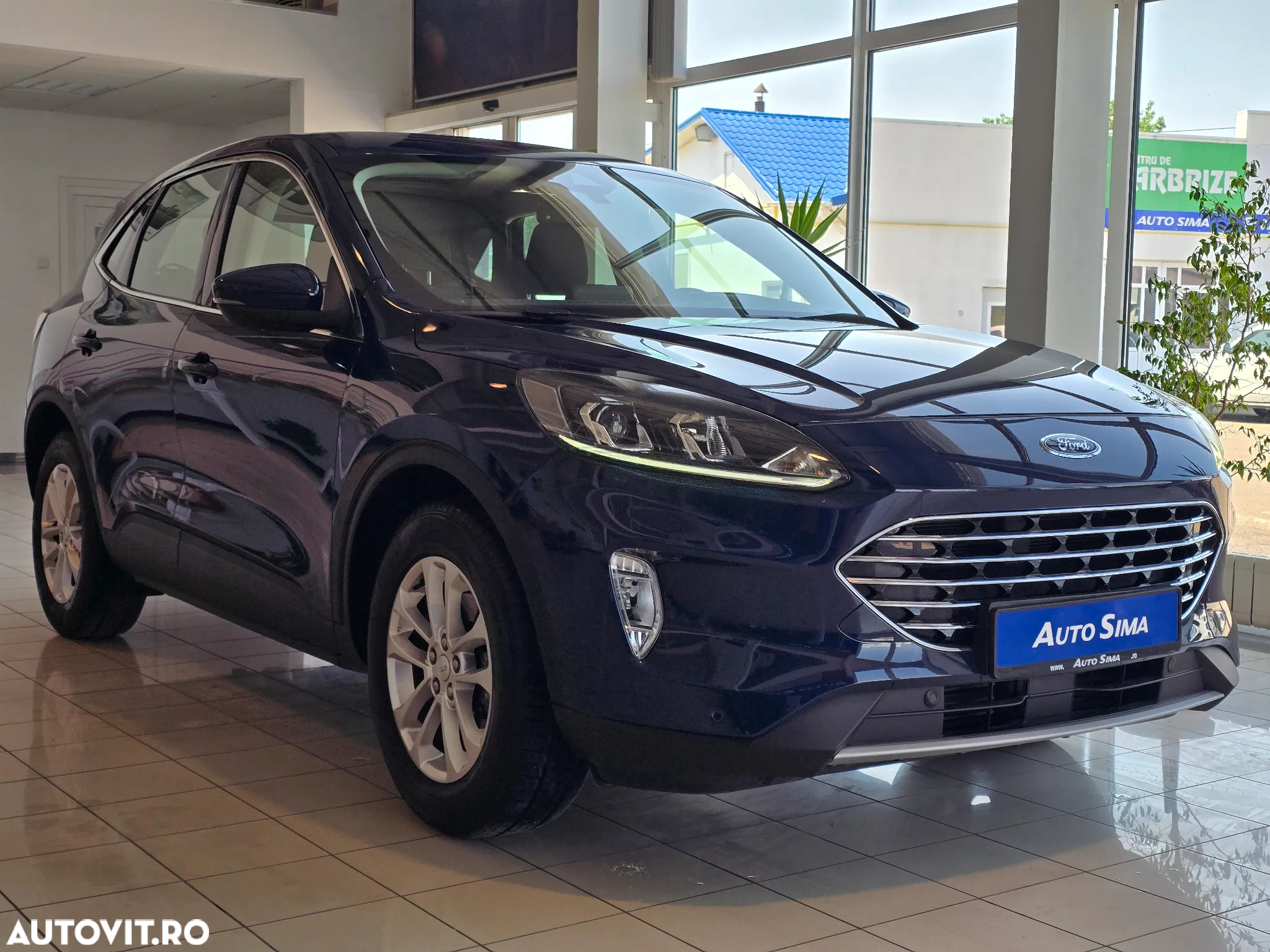 Ford Kuga 1.5 EcoBlue A8 FWD Titanium - 3