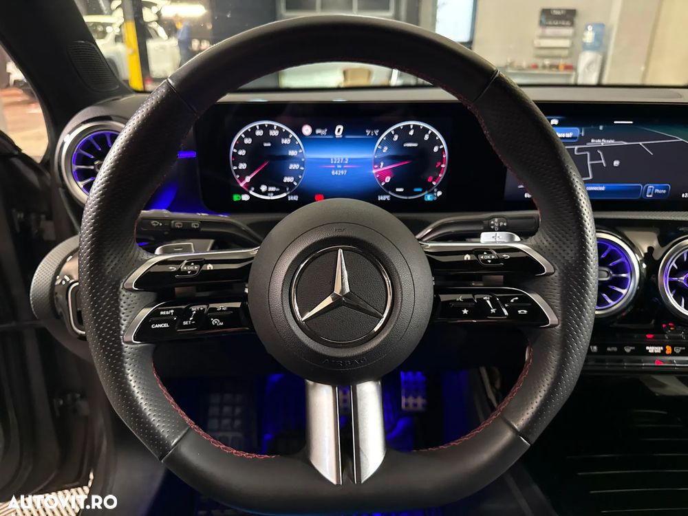 Mercedes-Benz A 200 7G-DCT Edition AMG Line - 16