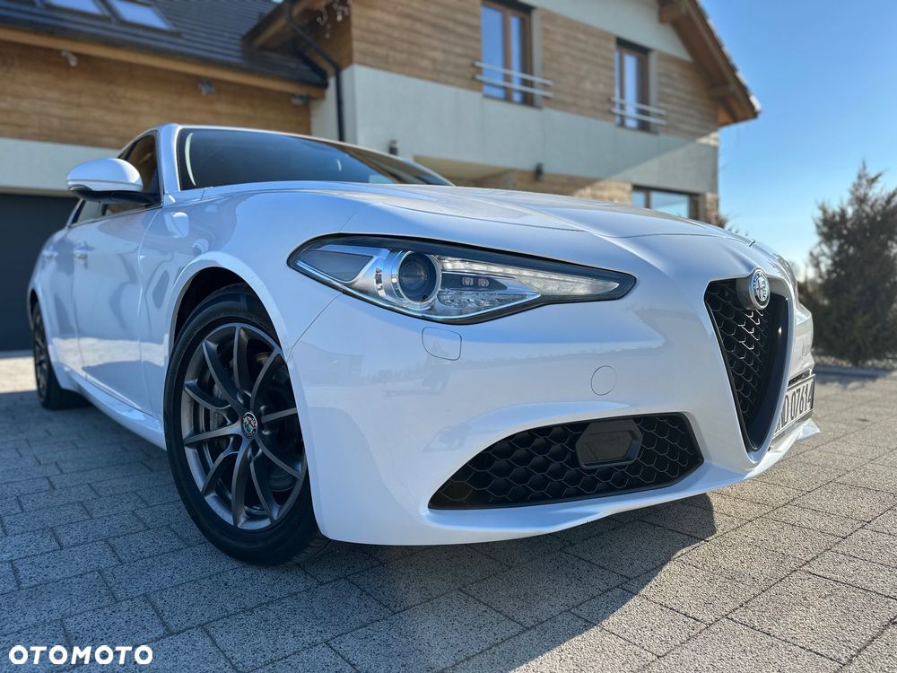 Alfa Romeo Giulia 2.0 Turbo Veloce - 2