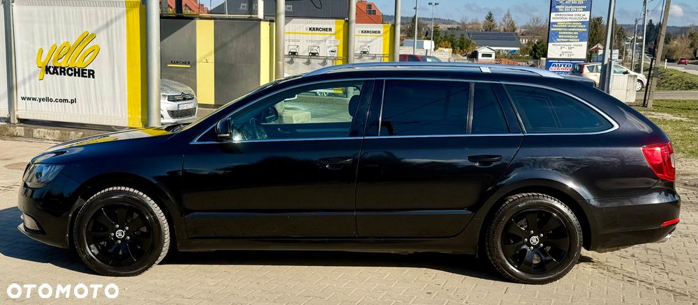 Skoda Superb 2.0 TDI Comfort DSG - 11