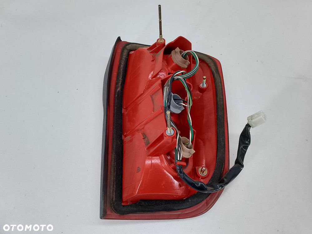 LAMPY TYŁ KOMPLET TOYOTA RAV4 II ( 00-06 ) - 5