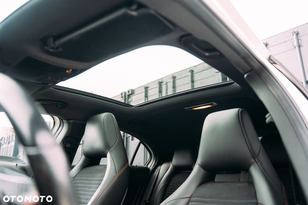 Mercedes-Benz Klasa A 200 CDI 7G-DCT AMG Line - 22
