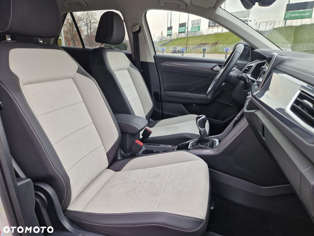 Volkswagen T-Roc 1.5 TSI Style - 24