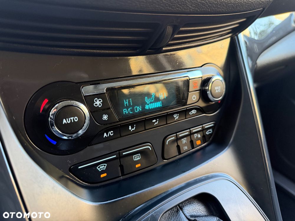 Ford Kuga 2.0 TDCi 4x4 Titanium - 33