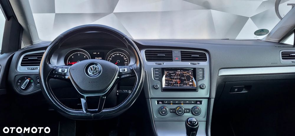 Volkswagen Golf 1.6 TDI 4Motion BlueMotion Technology Comfortline - 21