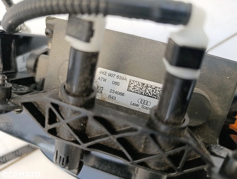 Radar sensor czujnik laser scanner distronic Audi Q8 e-tron etron - 10