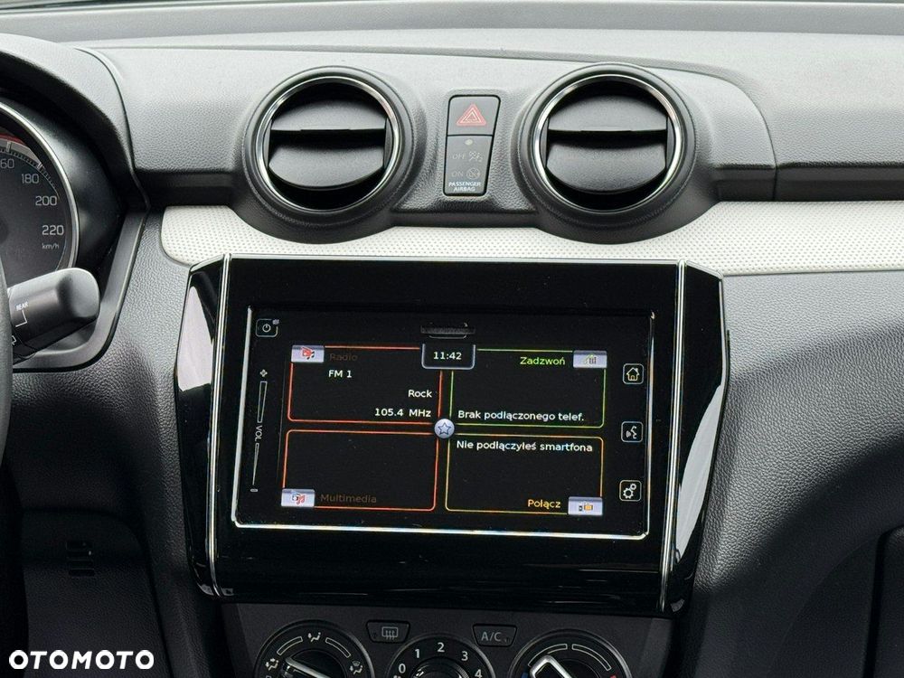 Suzuki Swift 1.2 Premium Plus CVT - 29