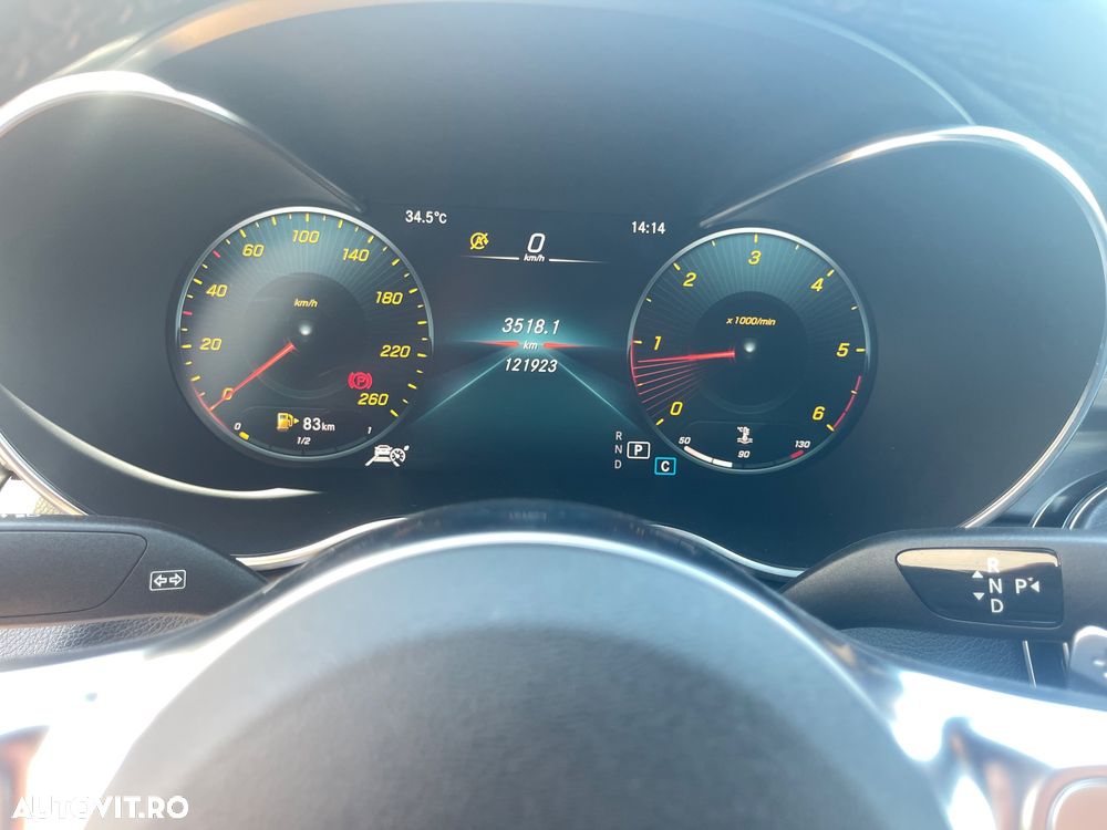Mercedes-Benz GLC Coupe 300 d 4Matic 9G-TRONIC AMG Line - 38
