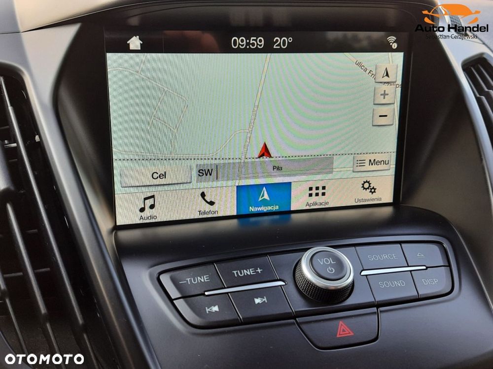Ford Kuga 1.5 EcoBoost 2x4 Titanium - 28