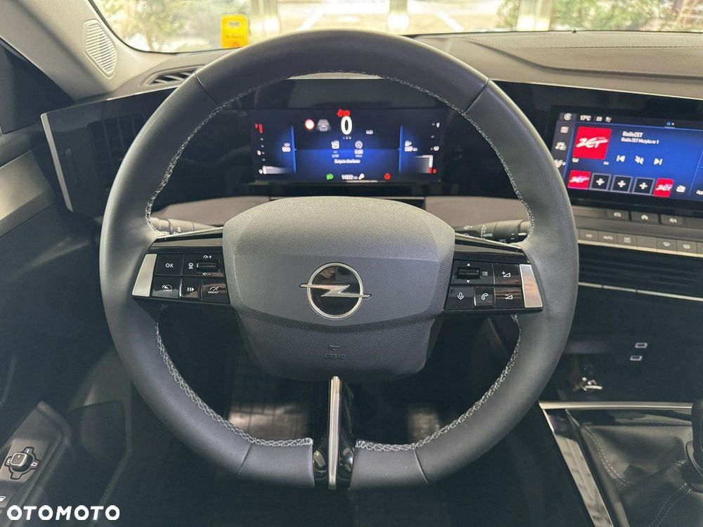 Opel Astra 1.2 T Edition S&S - 10