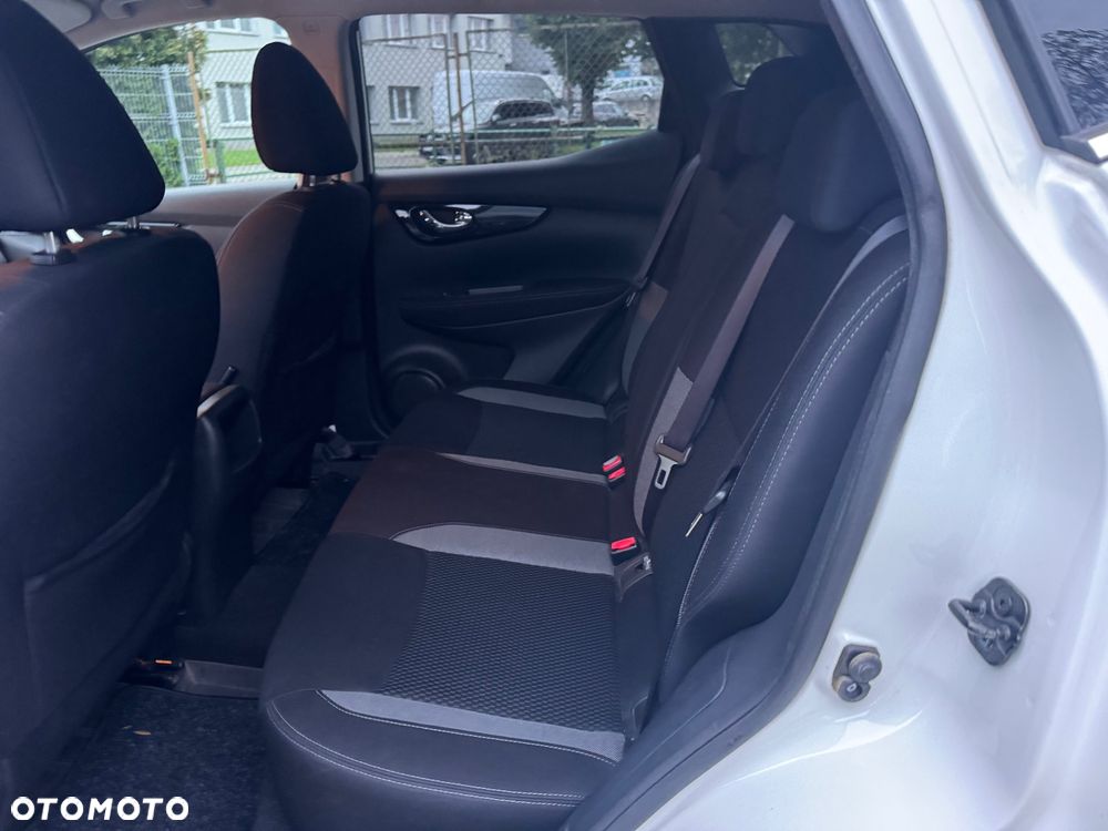 Nissan Qashqai - 15