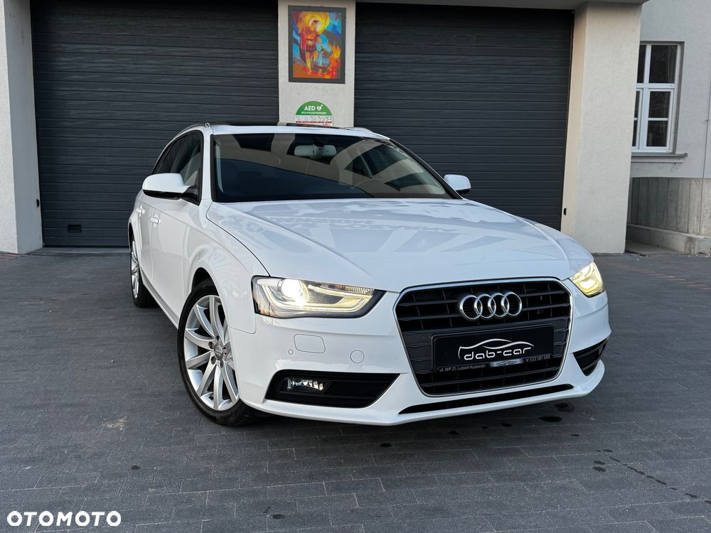 Audi A4 Avant 2.0 TDI DPF clean diesel multitronic Ambiente - 11