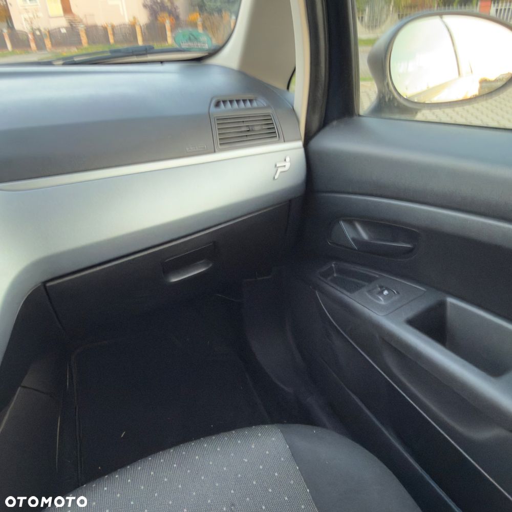 Fiat Punto - 11