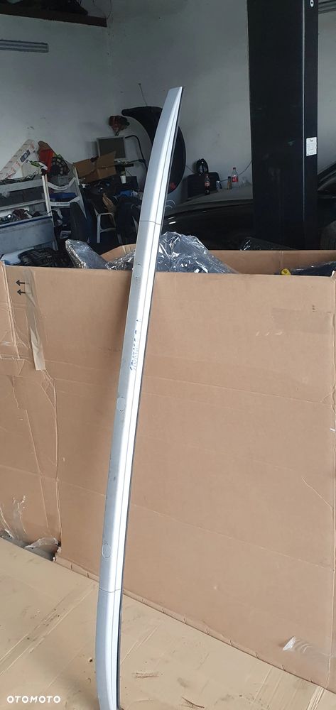 Reling dachowy lewy Kia Sportage III - 2