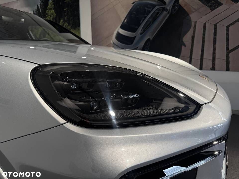 Porsche Cayenne S E-Hybrid PHEV Black Edition - 3