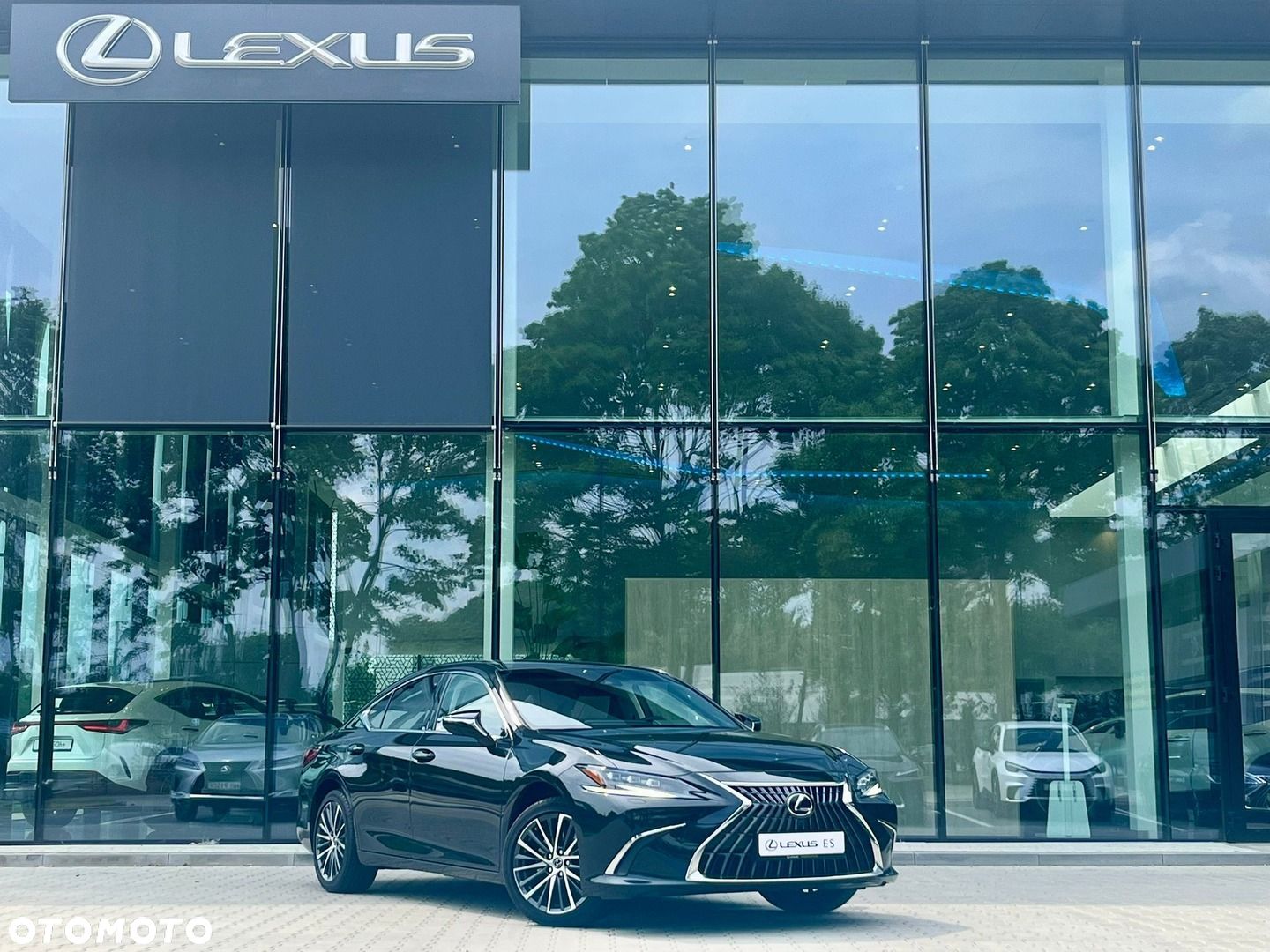 Lexus ES - 1