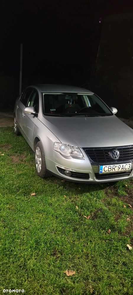 Volkswagen Passat 1.9 TDI Comfortline - 8