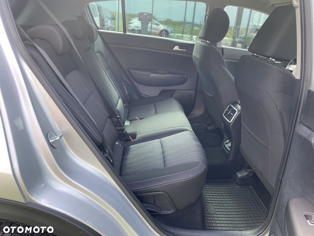 Kia Sportage - 16