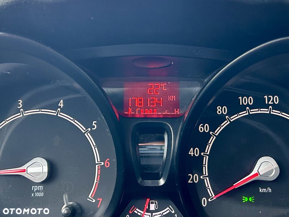 Ford Fiesta 1.25 Ambiente - 12